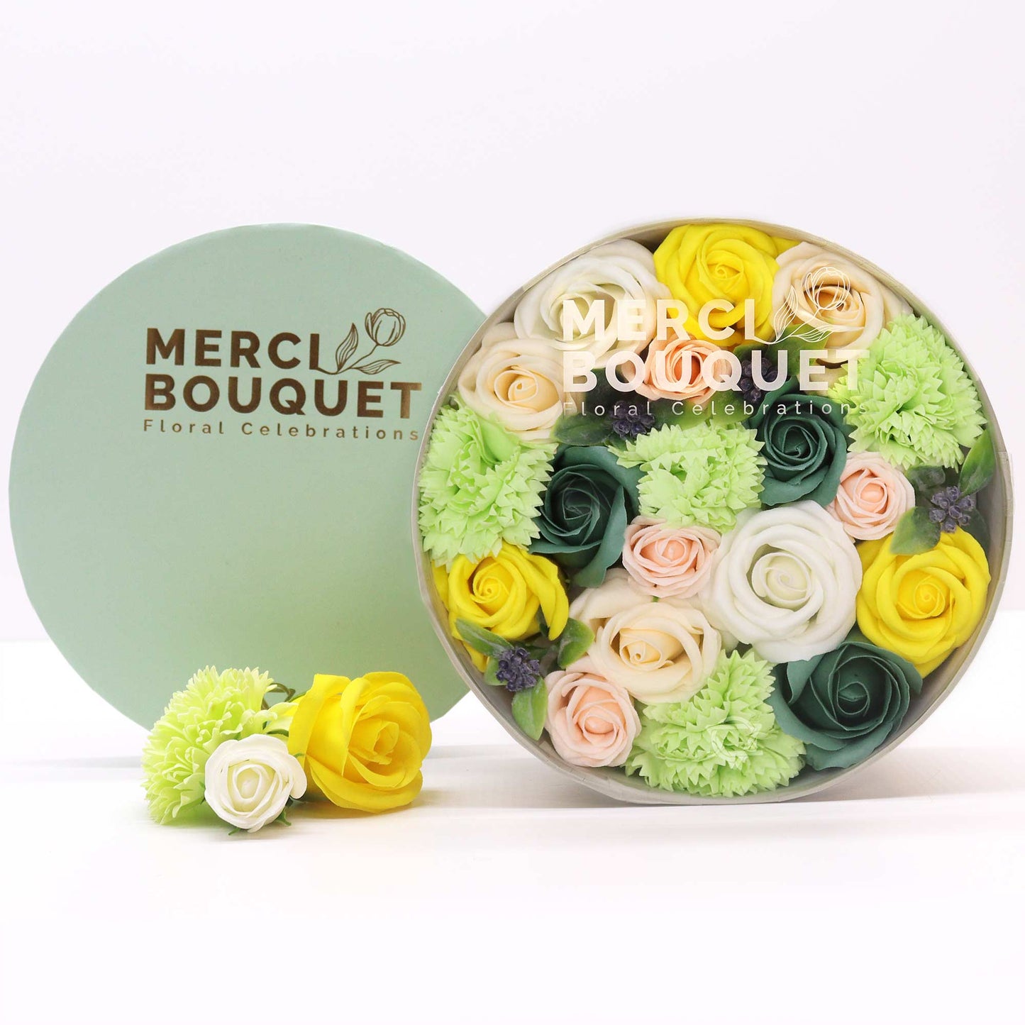 Coffret cadeau . Bouquet floral de savon